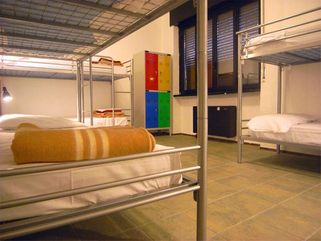 Hostel Colours Милано Стая снимка